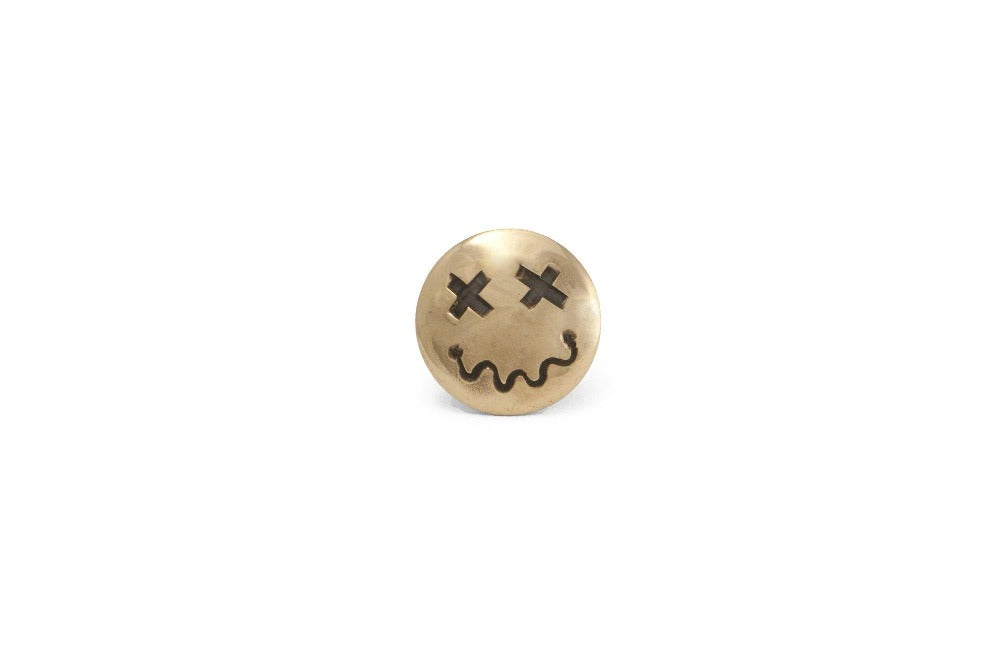 EMIHIページ 126 – Smiley Pin– 877 Workshop