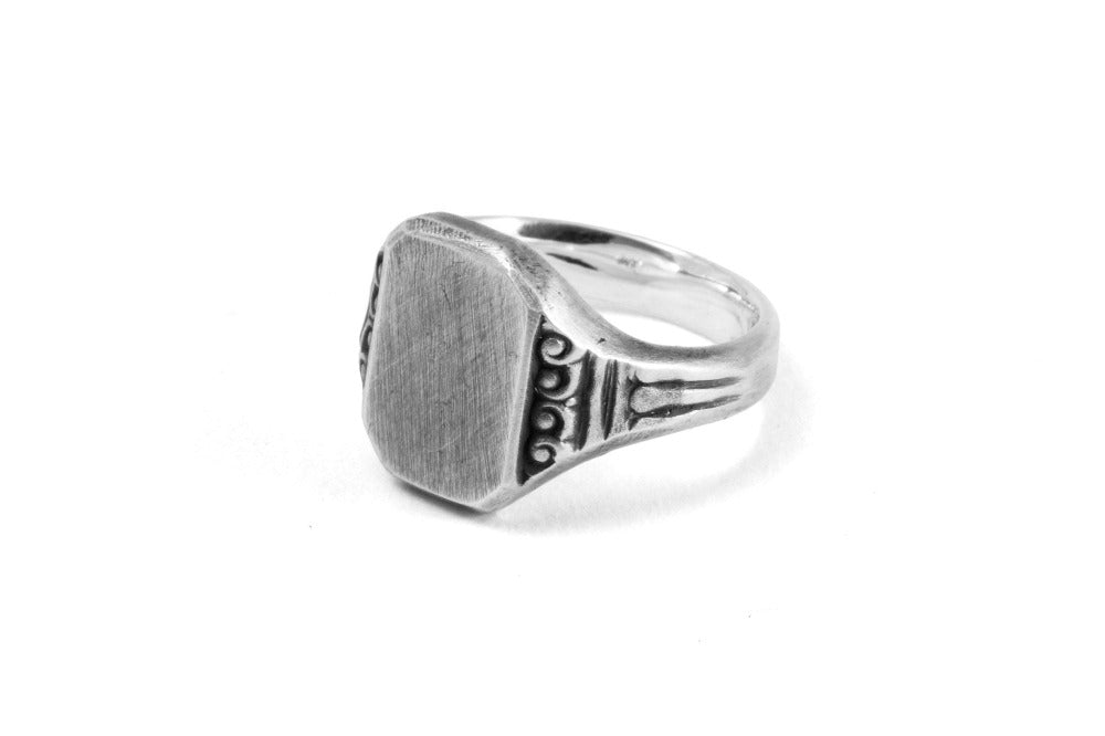 025 - Signet Ring Varsity– 877 Workshop