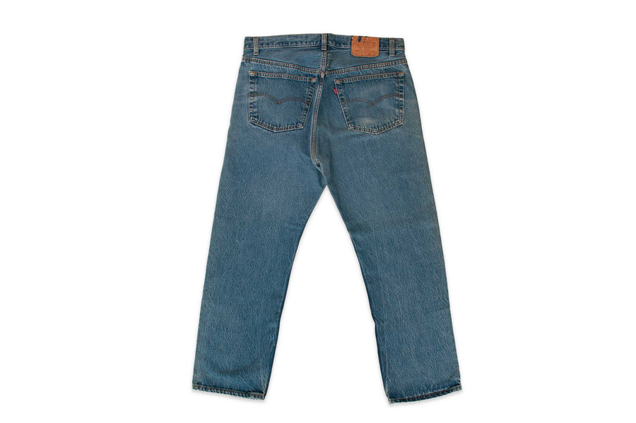 #600 Vintage Levi’s 501 - W35 L27 - Made in USA - 1980’s (#04)