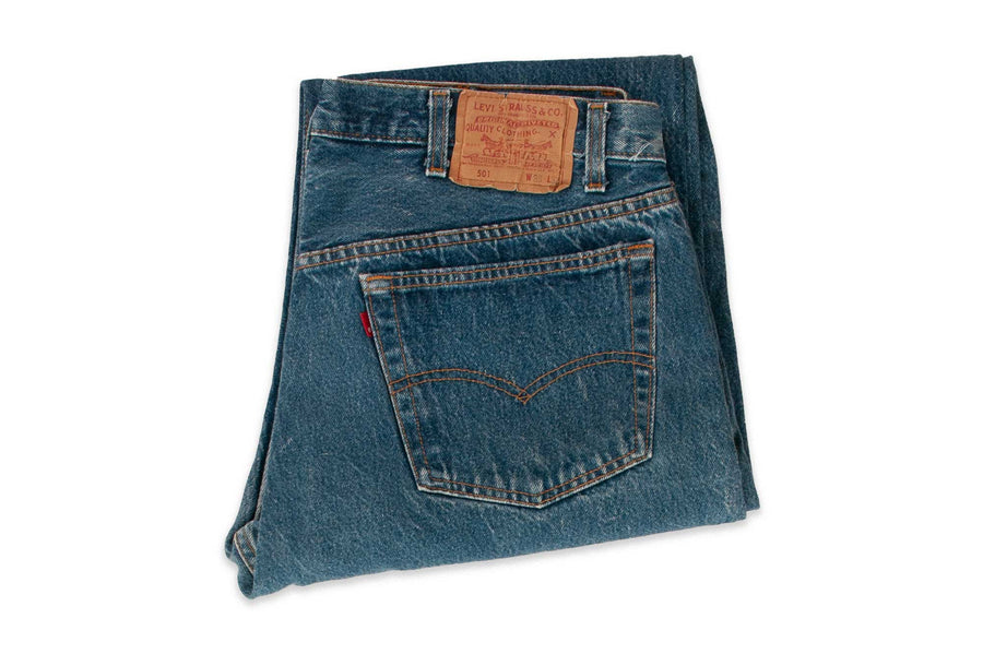 #600 Vintage Levi’s 501 - W37 L26 - Made in USA - 1990’s (#06)