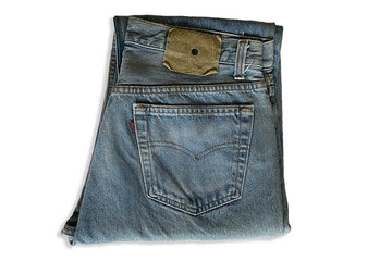 #600 Vintage Levi’s 501 - W32 L32 - Made in USA - 1990’s (#07)