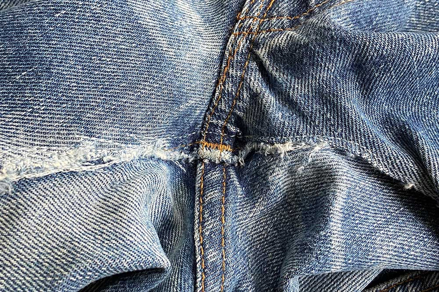 #600 Vintage Levi’s 501 - W30 L30 - Redline Selvedge - 1970’s (#48)