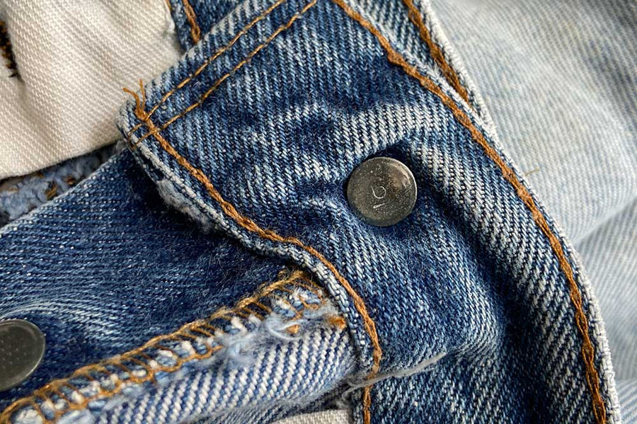 #600 Vintage Levi’s 501 - W30 L28 - Redline Selvedge - 1970’s (#59)
