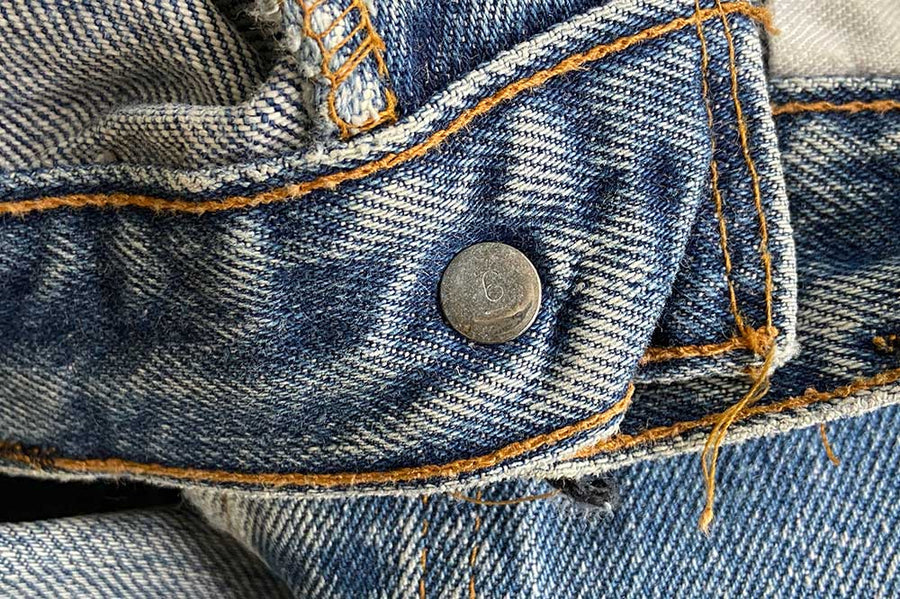 #600 Vintage Levi’s 501 - W31 L32.5 - Redline Selvedge - 1970’s (#63)