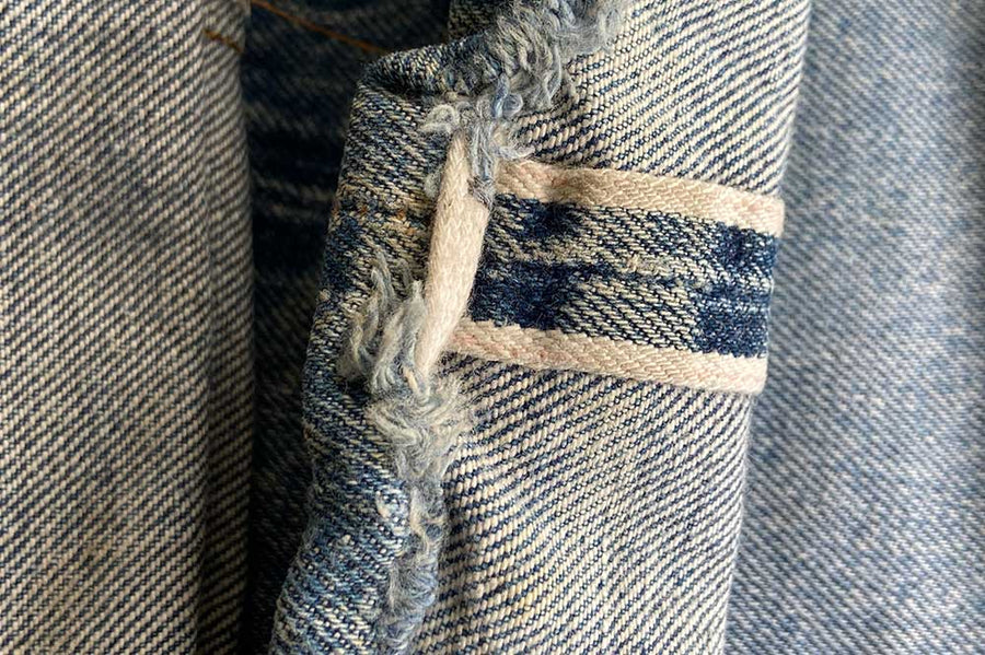 #600 Vintage Levi’s 501 - W31 L32.5 - Redline Selvedge - 1970’s (#63)