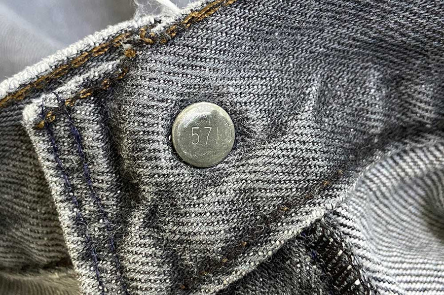 #600 Vintage Levi’s 501 grey - W36 L31 - Made in USA - 1990’s (#68)