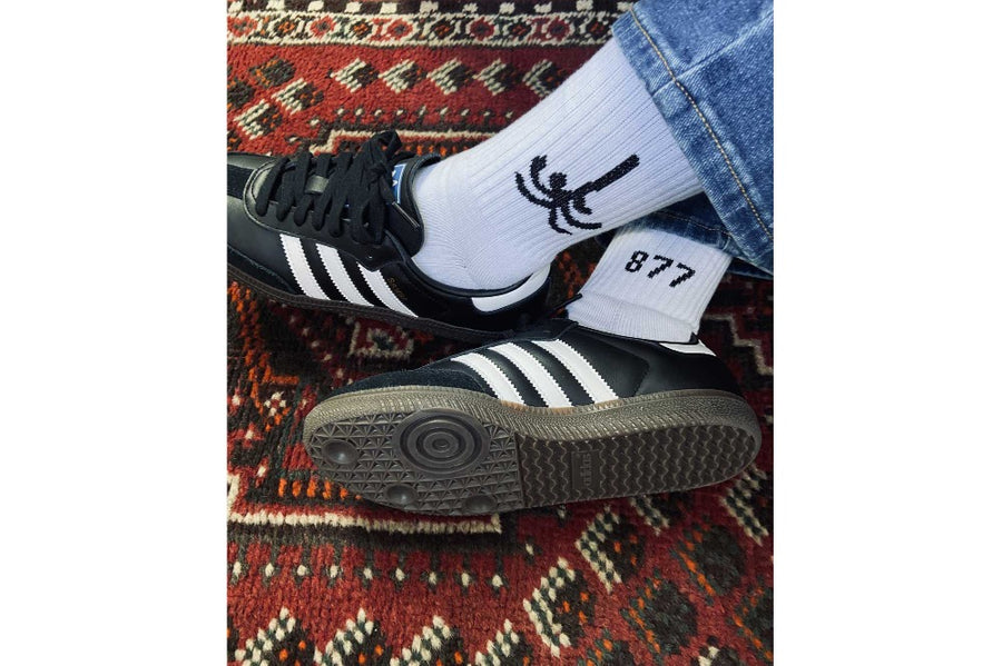 #186 - Men's socks Ghostwoman