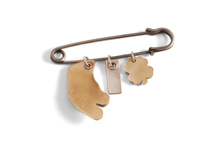 #500 - Brooch Needle Luck - one of one