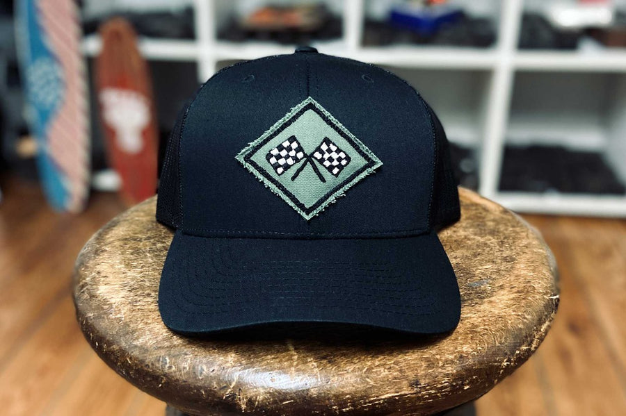 #216 - Basecap Trucker Cap Checkered Flags