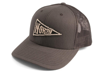 #204 - Basecap Trucker Cap pennant North dark grey - 877 Workshop