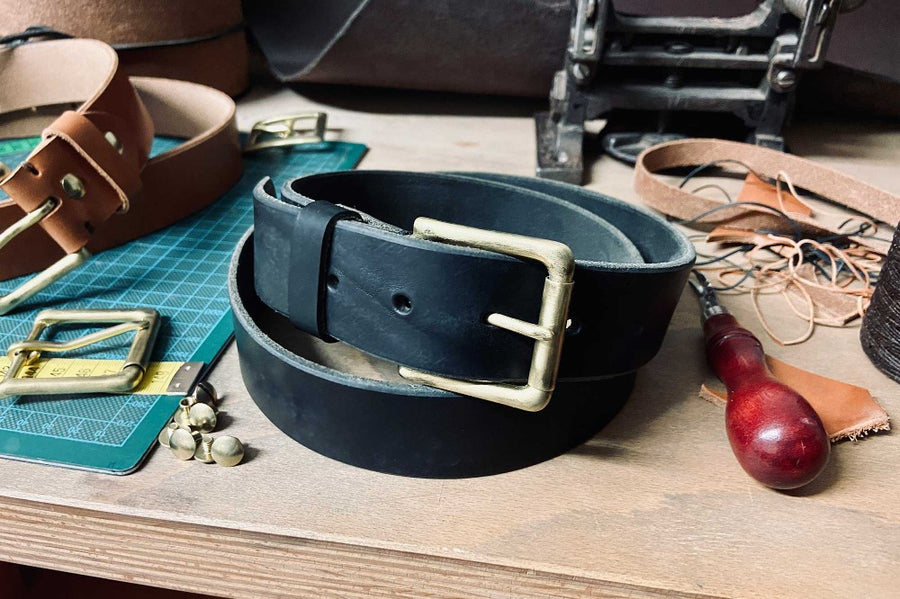 #239 - Men's leather belt Classic black - 877 Workshop