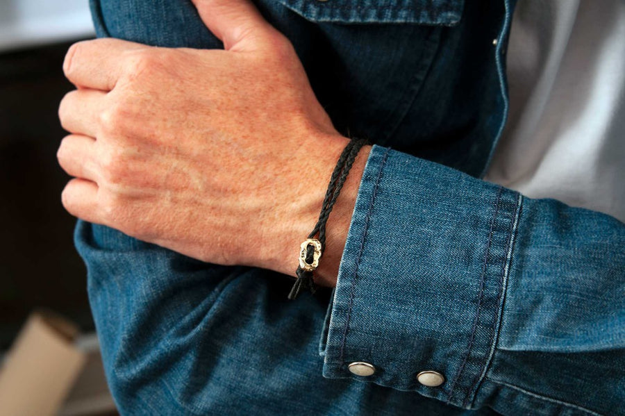 #145 - Men’s bracelet Nugget black - GOLD