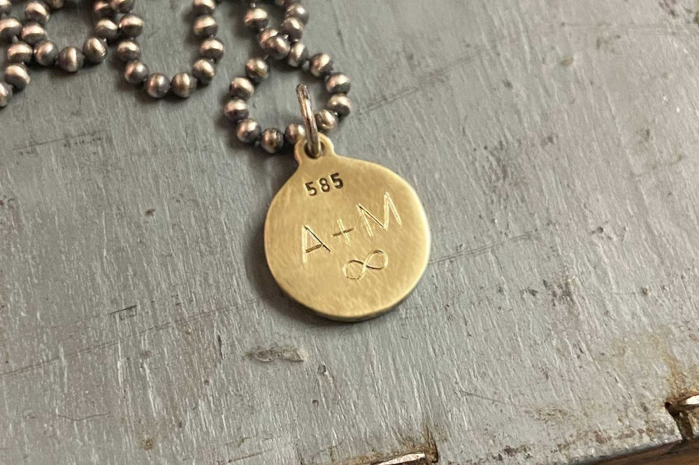 095 - Necklace Plus Minus + Qu'hier - Que demain - GOLD– 877 Workshop