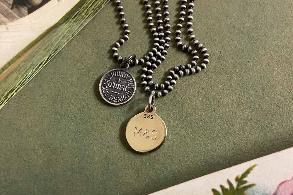095 - Necklace Plus Minus + Qu'hier - Que demain - GOLD– 877 Workshop