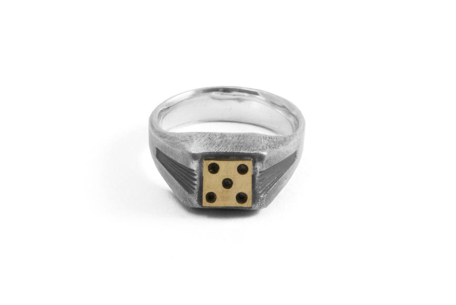 #018 - Signet Ring Dice - 877 Workshop